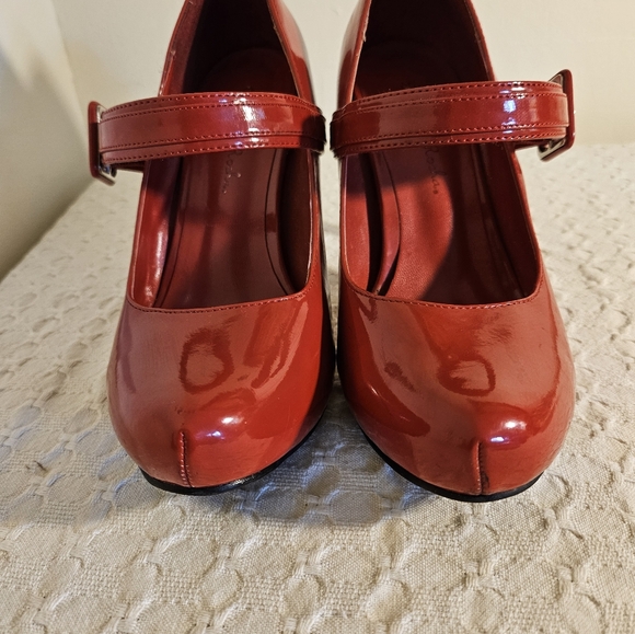 Grabriella Roches Red Pump 4" Stiletllo High Heels, Women's 8M - Picture 1 of 14